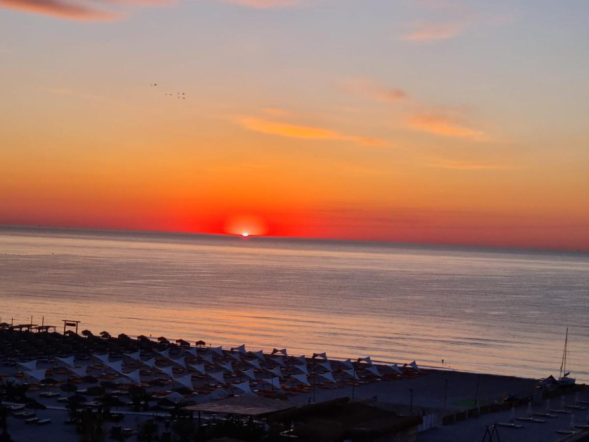 Bluemarina Apartamente Mamaia Dış mekan fotoğraf